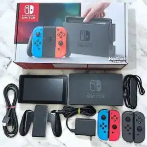 Console Nintendo Switch utilisée en mode salon avec Joy-Con pour jouer en famille